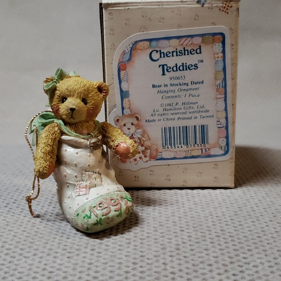 Cherished Teddies, bear in stocking dated 1992 - Picture 6 of 6